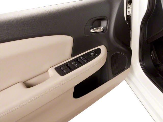 2012 Chrysler 200 4dr Sdn LX