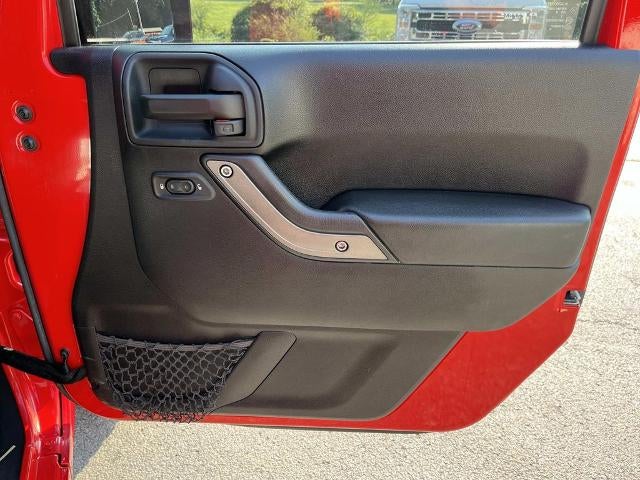 2016 Jeep Wrangler Unlimited 4WD 4dr Sport