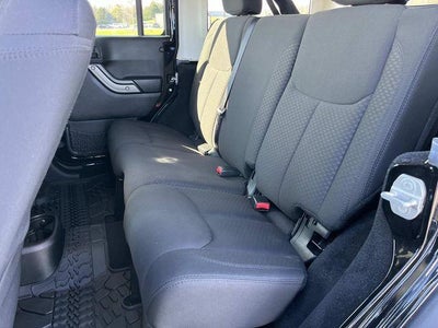 2015 Jeep Wrangler Unlimited 4WD 4dr Sport