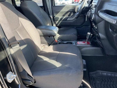 2015 Jeep Wrangler Unlimited 4WD 4dr Sport