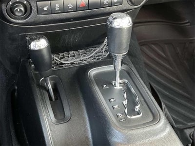 2013 Jeep Wrangler Unlimited 4WD 4dr Moab *Ltd Avail*