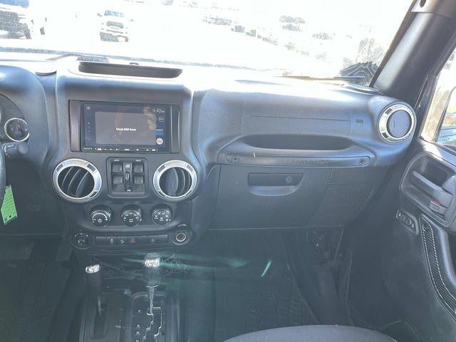 2015 Jeep Wrangler Unlimited 4WD 4dr Sahara