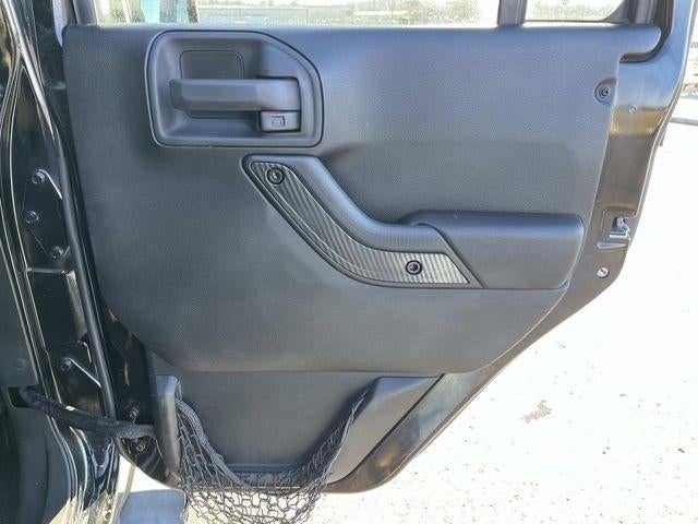 2015 Jeep Wrangler Unlimited 4WD 4dr Sahara