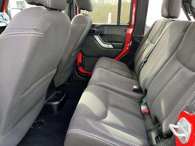 2015 Jeep Wrangler Unlimited 4WD 4dr Sahara