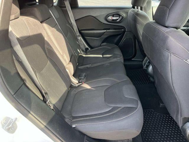 2015 Jeep Cherokee FWD 4dr Latitude