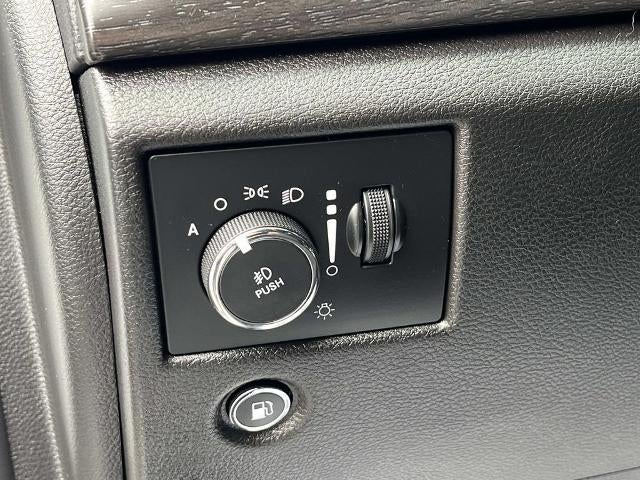 2018 Jeep Grand Cherokee Laredo 4x4 *Ltd Avail*