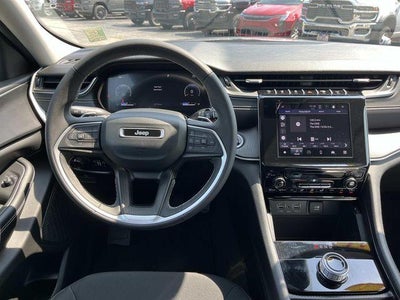 2024 Jeep Grand Cherokee Laredo 4x4