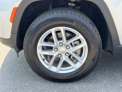2024 Jeep Grand Cherokee Laredo 4x4