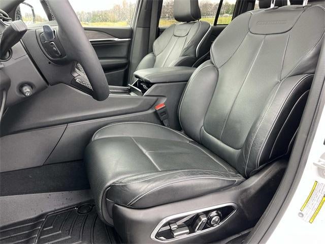 2024 Jeep Grand Cherokee Overland 4x4