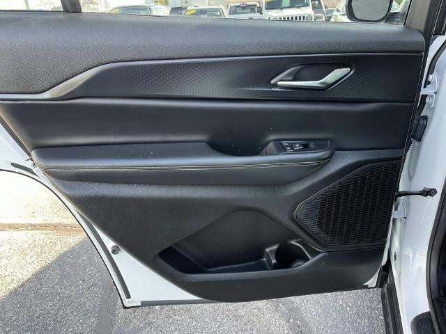 2024 Jeep Grand Cherokee L Laredo 4x4