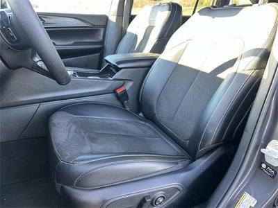 2024 Jeep Grand Cherokee L Altitude X 4x4