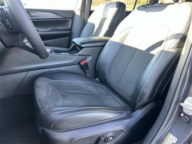 2024 Jeep Grand Cherokee L Altitude X 4x4