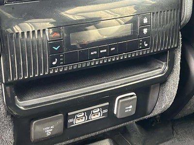 2022 Jeep Wagoneer Series III 4x4