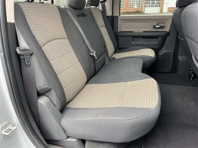 2012 RAM 1500 4WD Crew Cab 5.7 Ft Box Big Horn