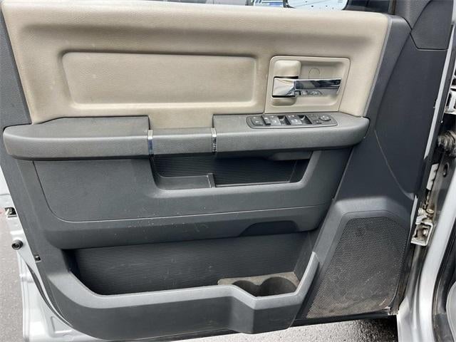 2012 RAM 1500 4WD Crew Cab 5.7 Ft Box Big Horn