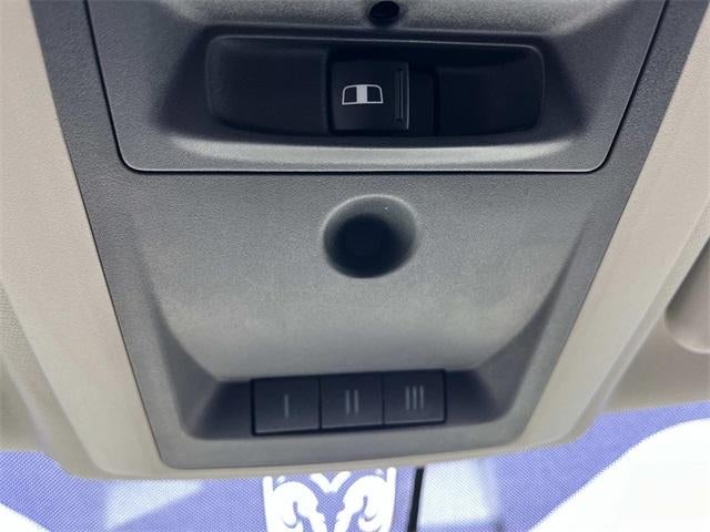 2012 RAM 1500 4WD Crew Cab 5.7 Ft Box Big Horn