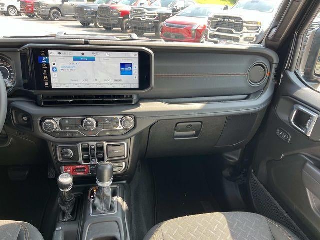 2026 Jeep Gladiator Mojave 4x4