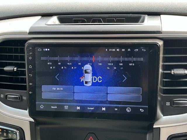 2017 RAM 1500 SLT 4x2 Quad Cab 6'4" Box