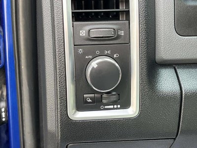 2017 RAM 1500 SLT 4x2 Quad Cab 6'4" Box