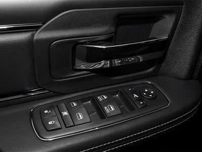 2013 RAM 1500 2WD Crew Cab 5.7 Ft Box Sport