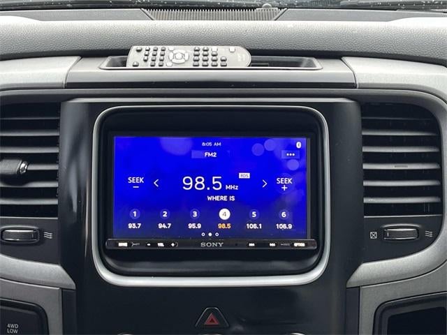 2013 RAM 1500 4WD Crew Cab 5.7 Ft Box Express