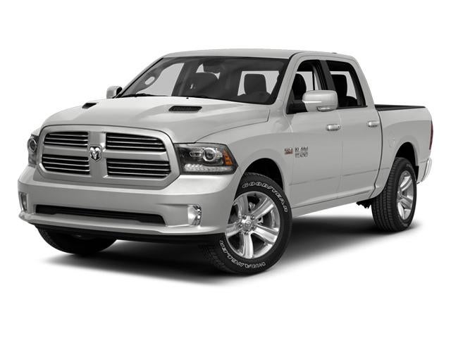 2013 RAM 1500 4WD Crew Cab 5.7 Ft Box Express