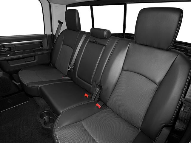 2013 RAM 1500 4WD Crew Cab 5.7 Ft Box Express