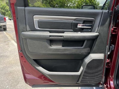 2024 RAM 1500 Classic Warlock 4x4 Crew Cab 5'7" Box