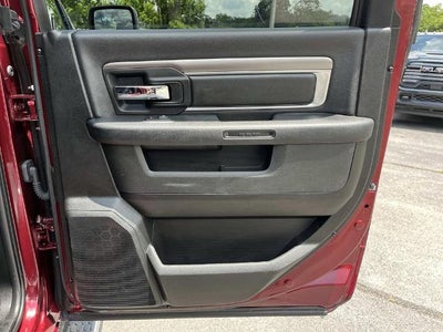 2024 RAM 1500 Classic Warlock 4x4 Crew Cab 5'7" Box