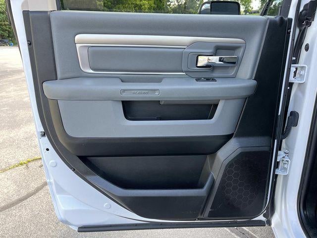 2020 RAM 1500 Classic SLT 4x4 Crew Cab 5'7" Box
