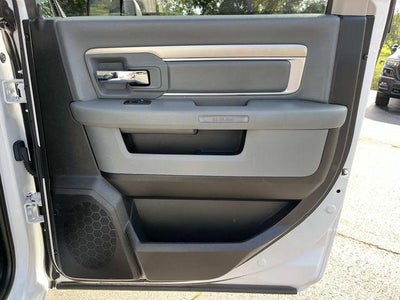 2020 RAM 1500 Classic SLT 4x4 Crew Cab 5'7" Box