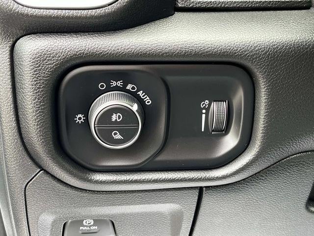 2023 RAM 1500 Big Horn 4x2 Crew Cab 5'7" Box