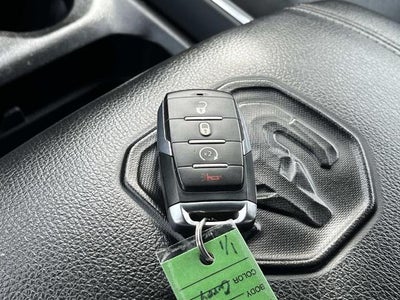 2024 RAM 1500 Laramie 4x2 Crew Cab 5'7" Box
