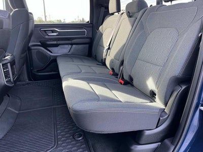 2022 RAM 1500 Big Horn 4x4 Crew Cab 5'7" Box