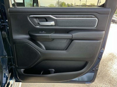 2022 RAM 1500 Big Horn 4x4 Crew Cab 5'7" Box