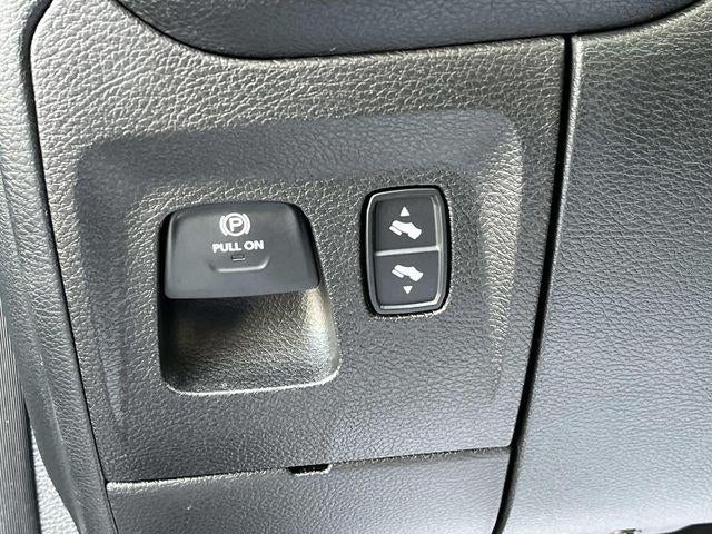 2022 RAM 1500 Big Horn 4x4 Crew Cab 5'7" Box