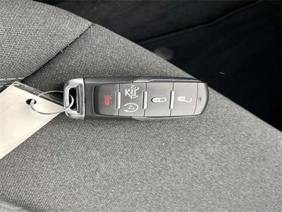 2025 RAM 1500 Big Horn 4x4 Crew Cab 5'7" Box