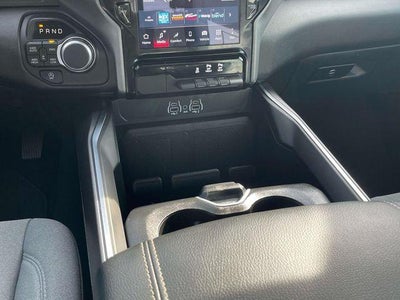 2025 RAM 1500 Big Horn 4x4 Crew Cab 5'7" Box