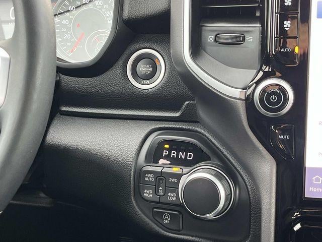 2025 RAM 1500 Big Horn 4x4 Crew Cab 5'7" Box