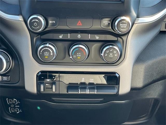 2023 RAM 1500 Big Horn 4x4 Crew Cab 5'7" Box