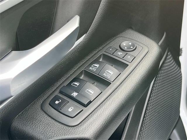 2022 RAM 1500 Big Horn 4x4 Crew Cab 5'7" Box