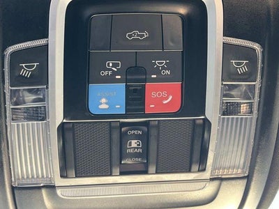 2025 RAM 1500 Laramie 4x4 Crew Cab 5'7" Box