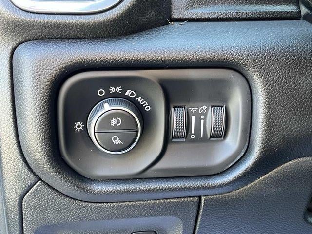 2025 RAM 1500 Laramie 4x4 Crew Cab 5'7" Box