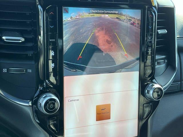 2025 RAM 1500 Laramie 4x4 Crew Cab 5'7" Box