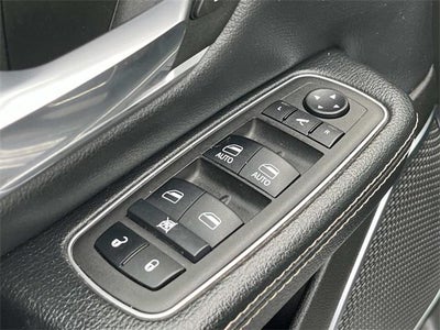 2024 RAM 1500 Laramie 4x4 Crew Cab 5'7" Box