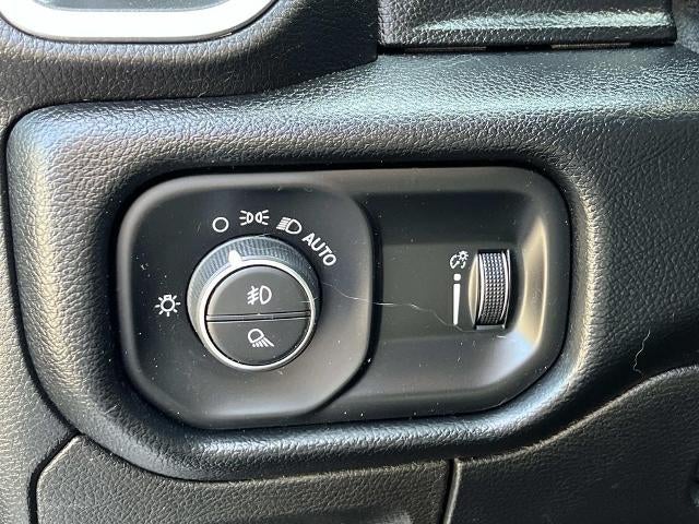 2021 RAM 1500 Big Horn 4x4 Crew Cab 6'4" Box