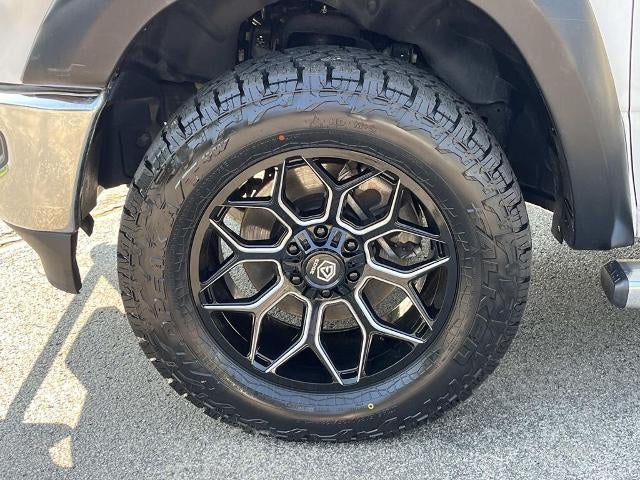 2021 RAM 1500 Big Horn 4x4 Crew Cab 6'4" Box