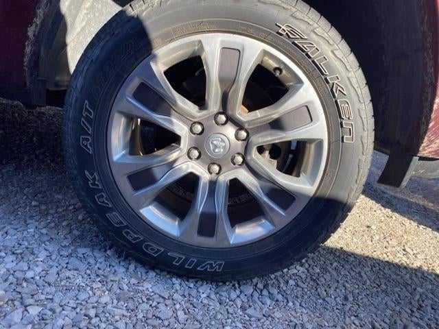 2019 RAM 1500 Laramie 4x4 Crew Cab 6'4" Box