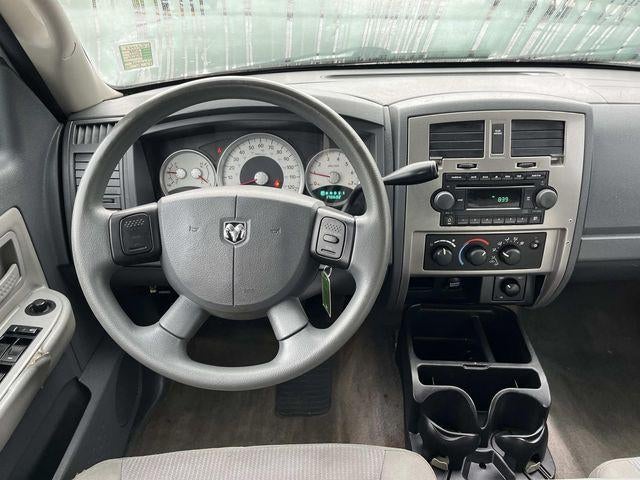 2006 Dodge Dakota 4WD Quad Cab 5.3 Ft Box SLT