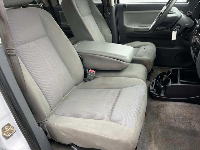 2006 Dodge Dakota 4WD Quad Cab 5.3 Ft Box SLT